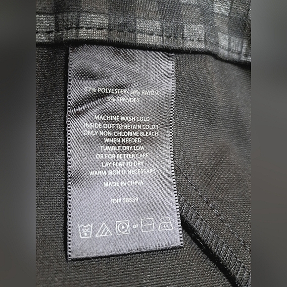 Kut from the Kloth Gray and Black Skinny Pants with Plaid Pattern Size 14L - Picture 6 of 9